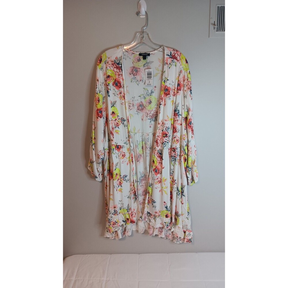 New Torrid Ivory Floral Stella Raffle Hem Kimono Sz 4X